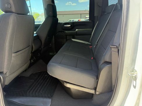 Used 2022 Chevrolet Silverado 2500 Custom w/ Custom Value Package AWD/4WD image 13