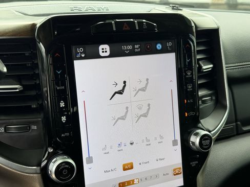 Used 2024 RAM 2500 Laramie image 20