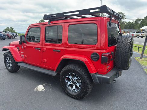 Used 2021 Jeep Wrangler Unlimited Sahara w/ Cold Weather Group AWD/4WD image 9