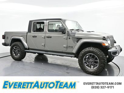 Used 2022 Jeep Gladiator Overland w/ Popular Equipment Package