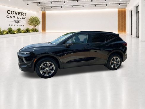 Used 2024 Chevrolet Blazer LT w/ Convenience Package FWD image 5