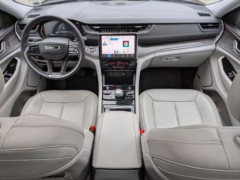 Certified 2023 Jeep Grand Cherokee L Overland AWD/4WD image 26