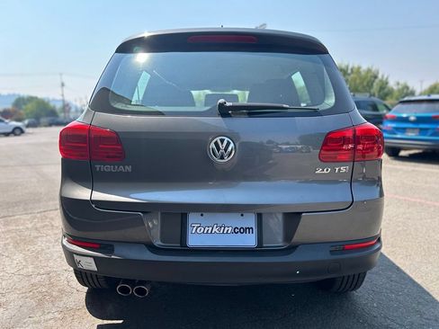 Used 2014 Volkswagen Tiguan S FWD image 7