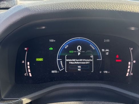 Used 2026 Toyota Camry SE w/ Convenience Package image 3