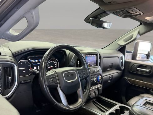 Used 2022 GMC Sierra 3500 Denali w/ Denali Ultimate Package AWD/4WD image 16