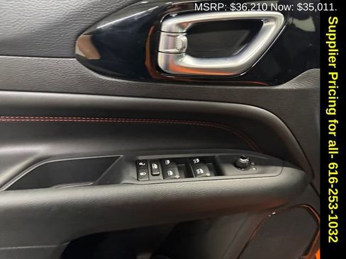 New 2026 Jeep Compass Trailhawk image 26