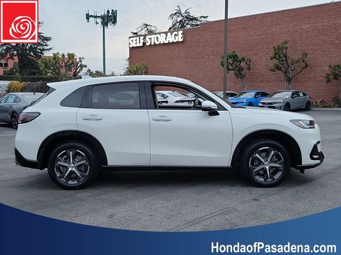 Certified 2024 Honda HR-V EX-L image 4