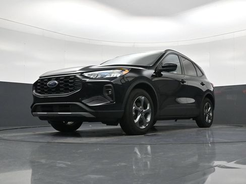 Used 2025 Ford Escape ST-Line Select AWD/4WD image 22