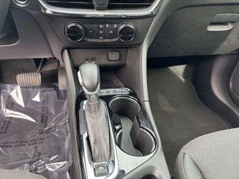 Used 2025 Buick Encore GX Preferred AWD/4WD image 40