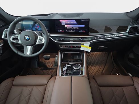 New 2026 BMW X6 xDrive40i image 9