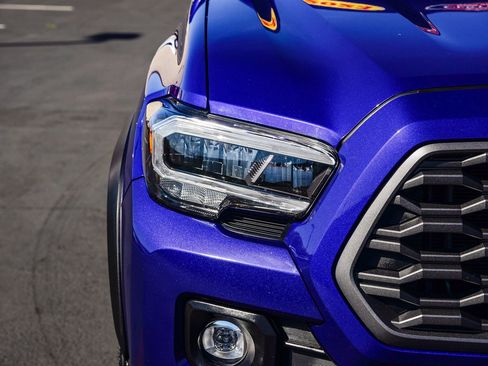 Certified 2023 Toyota Tacoma TRD Off-Road w/ Black Out Package (TMS) image 12