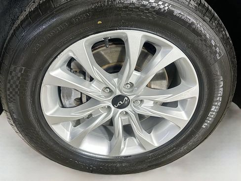 Certified 2022 Kia Telluride LX AWD/4WD image 12