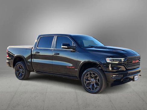 Used 2022 RAM 1500 Limited image 2