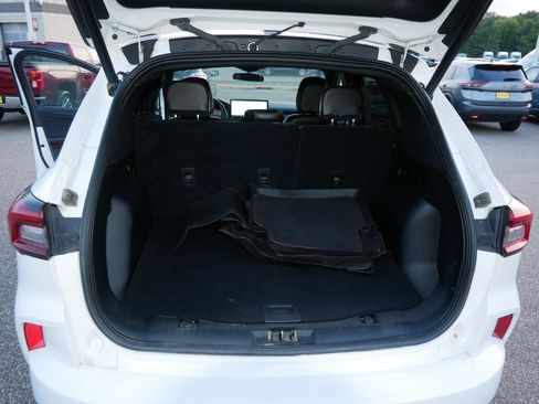 Used 2023 Ford Escape ST-Line w/ Tech Pack #1 AWD/4WD image 18