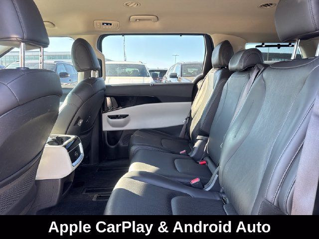 Used 2024 Kia Carnival EX FWD image 13