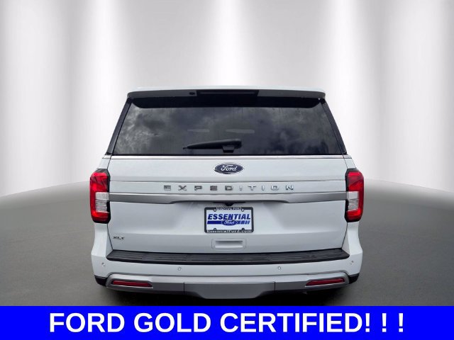 Used 2024 Ford Expedition XLT RWD image 4