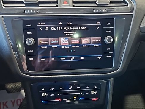 Used 2022 Volkswagen Tiguan SE image 30