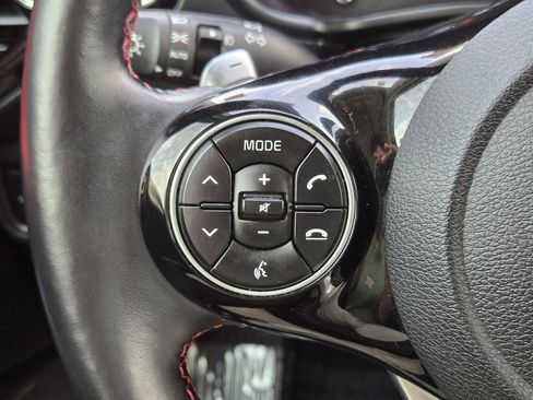 Certified 2020 Kia Soul GT-Line Turbo FWD image 28
