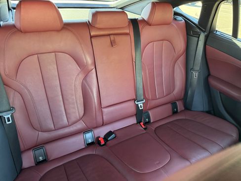 Used 2022 BMW X6 M50i w/ Premium Package image 18