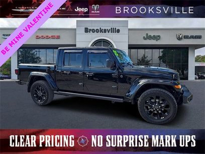 Used 2025 Jeep Gladiator Nighthawk
