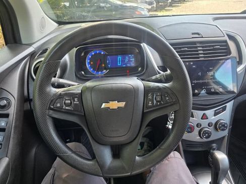 Used 2016 Chevrolet Trax LT FWD image 15