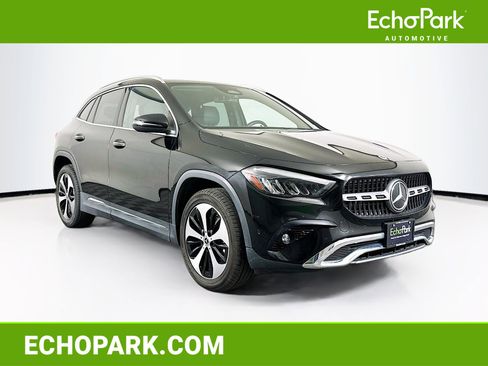 Used 2025 Mercedes-Benz GLA 250 image 1