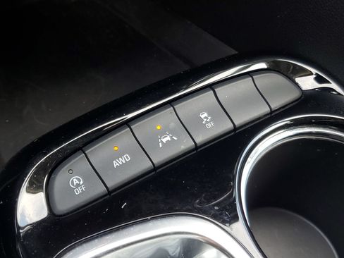 Used 2024 Buick Encore GX Sport Touring AWD/4WD image 30