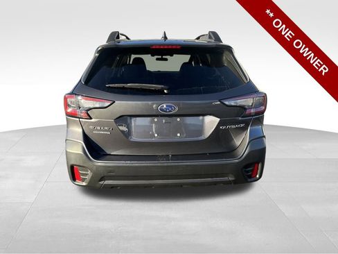 Used 2022 Subaru Outback Premium image 4