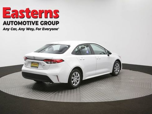 Used 2025 Toyota Corolla LE FWD image 39