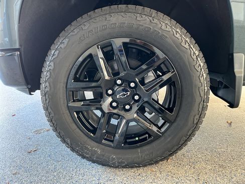 New 2026 Chevrolet Silverado 1500 Custom Trail Boss w/ Turbomax Blackout Package image 28