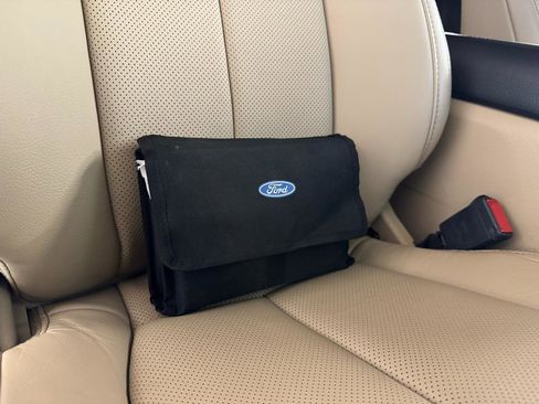 Used 2020 Ford F350 Lariat w/ Chrome Package image 40