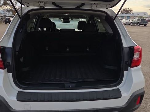 Used 2018 Subaru Outback 2.5i Limited image 13