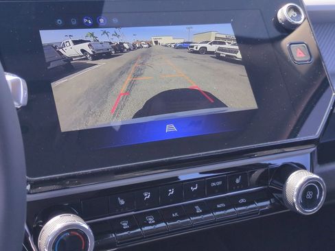 New 2027 Chevrolet Bolt LT w/ Comfort Package FWD image 15