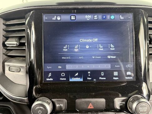 Used 2022 RAM 1500 Laramie w/ Sport Appearance Package image 17