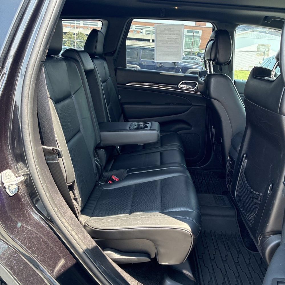 Used 2016 Jeep Grand Cherokee High Altitude AWD/4WD image 13