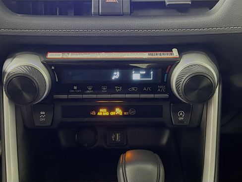 Used 2025 Toyota RAV4 LE image 25