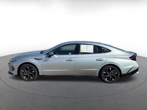 Used 2025 Hyundai Sonata SEL FWD image 7