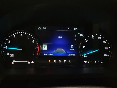 Used 2022 Ford Explorer XLT w/ Equipment Group 202A AWD/4WD image 23