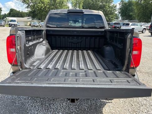 Used 2016 Chevrolet Colorado Z71 AWD/4WD image 12