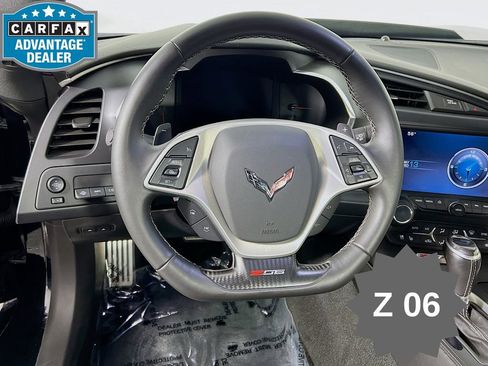 Used 2015 Chevrolet Corvette Z06 w/ Z07 Performance Package RWD image 11