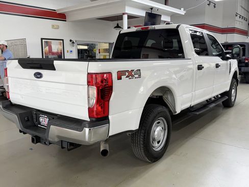 Used 2021 Ford F250 XL w/ STX Appearance Package AWD/4WD image 2