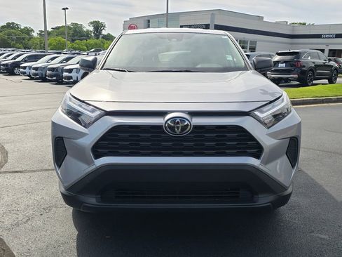 Used 2025 Toyota RAV4 LE FWD image 8