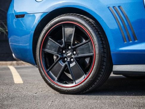 Used 2013 Chevrolet Camaro SS w/ Hot Wheels Special Edition image 45