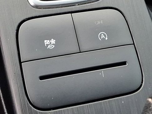 Used 2022 Ford Escape SEL image 25