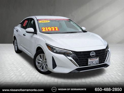 Used 2025 Nissan Sentra S FWD image 1