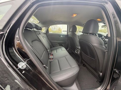 Used 2020 Kia Forte EX FWD image 12