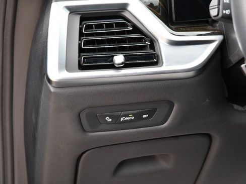 Used 2026 BMW X5 sDrive40i RWD image 10