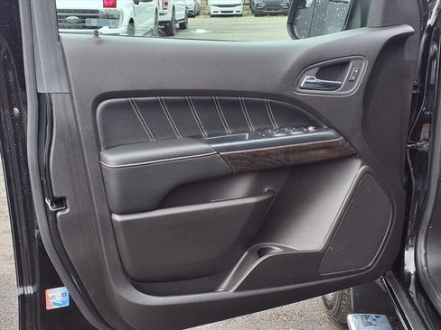 Used 2021 GMC Canyon Denali image 26