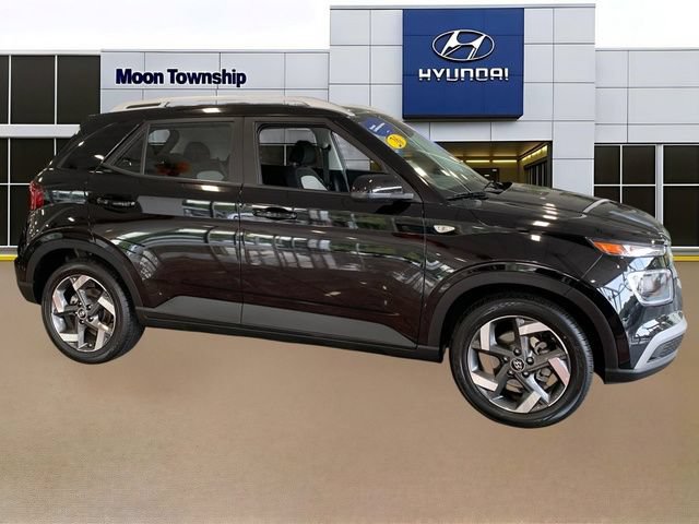 Certified 2026 Hyundai Venue SEL FWD image 1