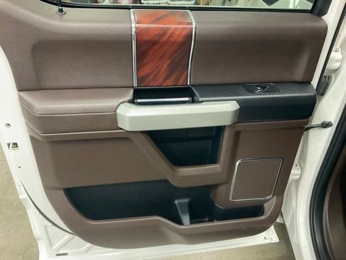 Used 2017 Ford F150 King Ranch w/ Equipment Group 601A Luxury AWD/4WD image 13